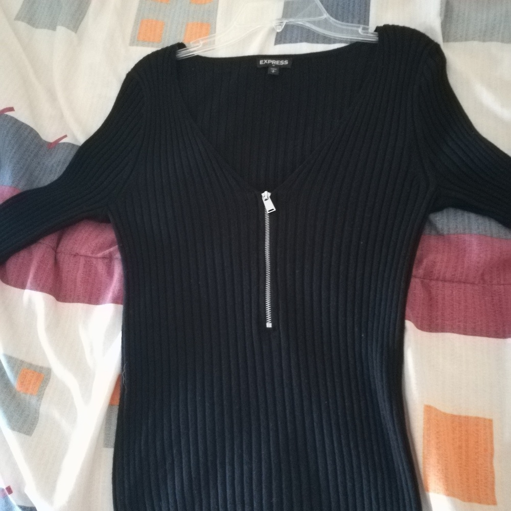 short sleeve zipper top